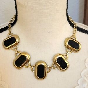 3/$30 VTG DANA BUCHMAN Goldtone Adjustable Geometric Goth Castlecore Necklace